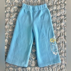 Toddler girl Nike Wide leg sweatpants 3T